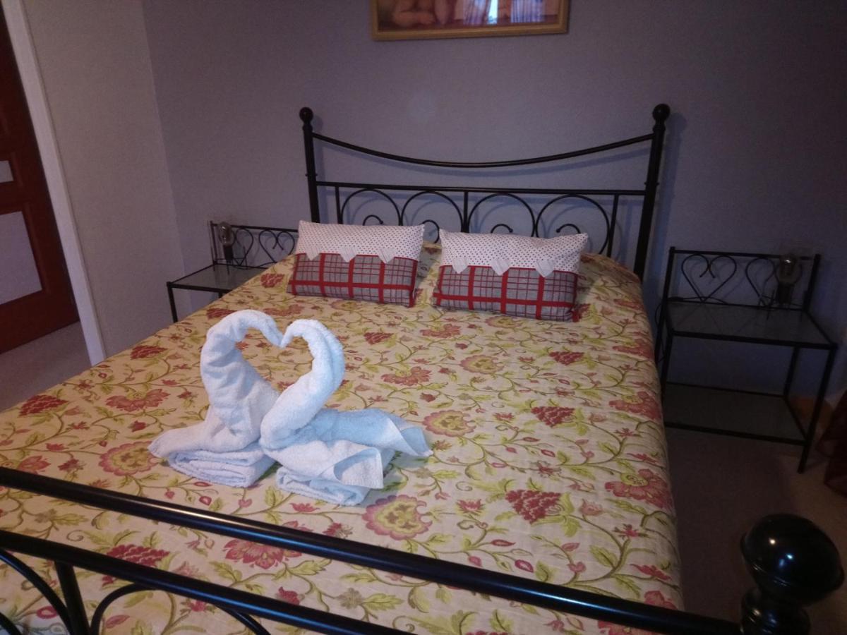 Bed and Breakfast La Mare Aux 3 Diables Fresney-le-Vieux Exterior foto